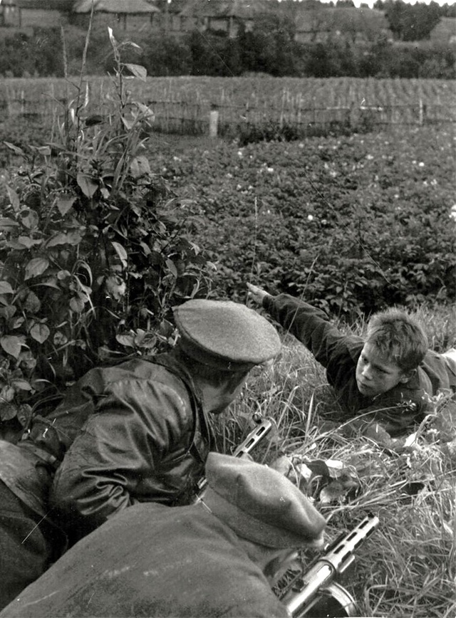 23 erstaunliche Fotos von sowjetischen Soldaten im Zweiten Weltkrieg
